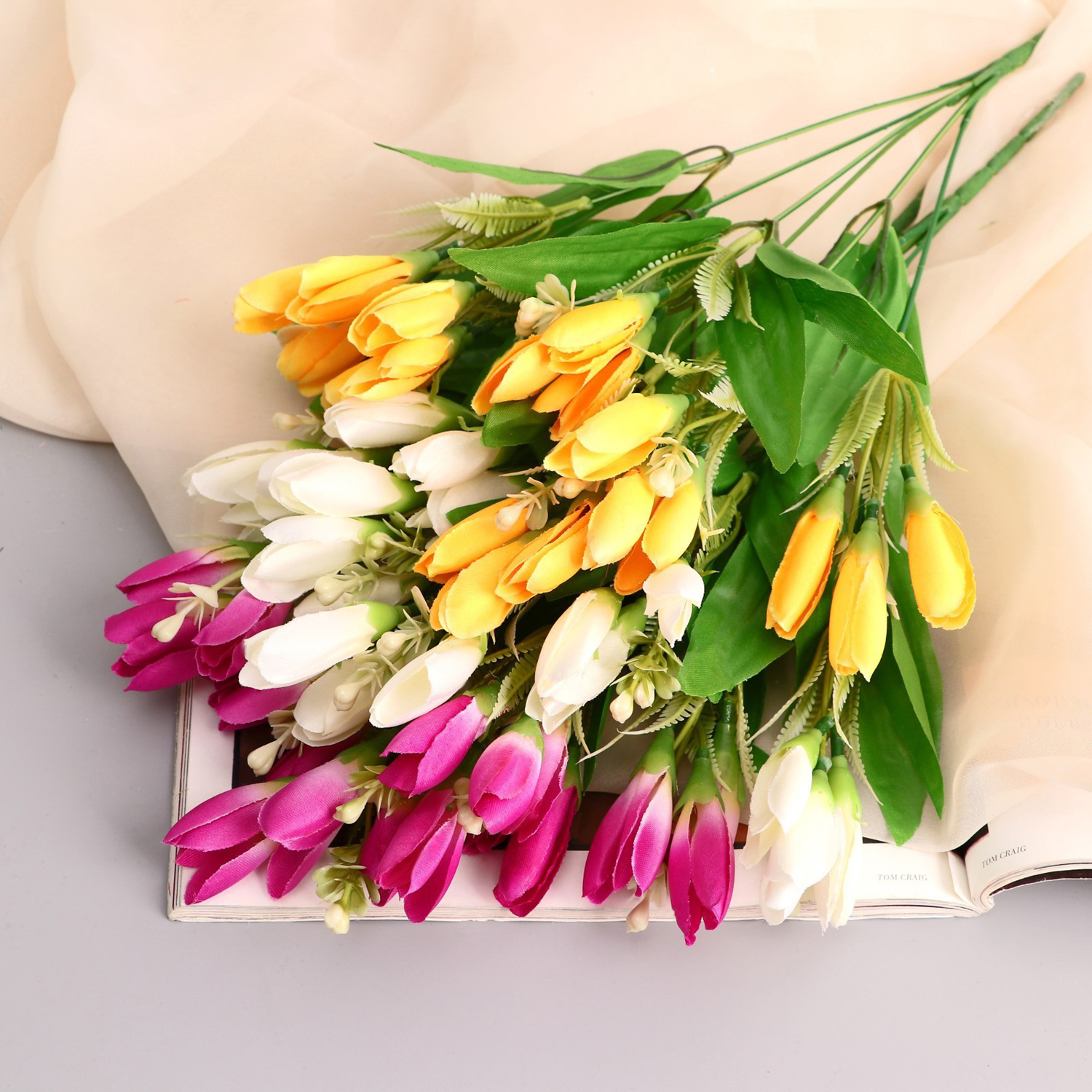 Букет "Крокусы ранние" 30 см, микс 9229327