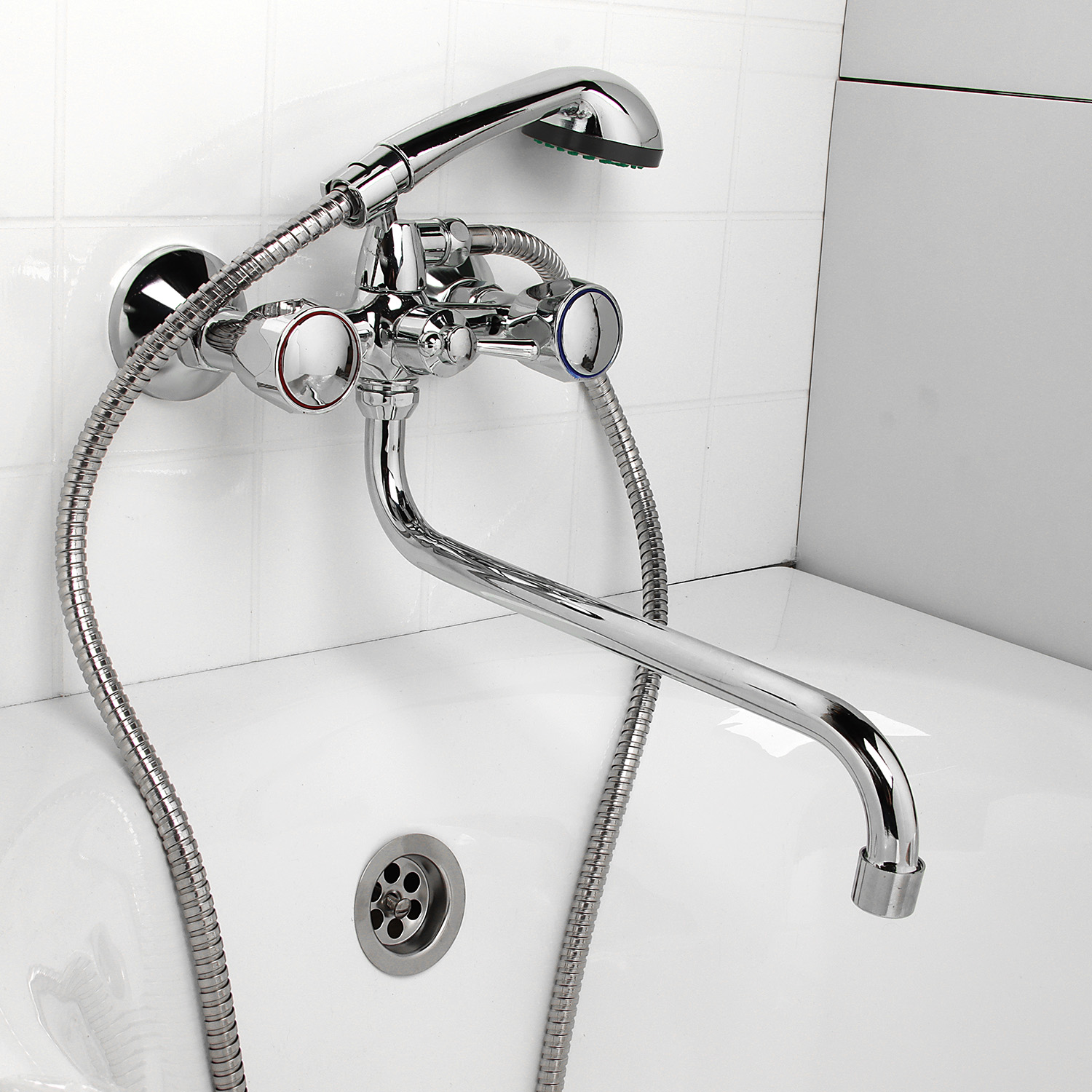 Смеситель для ванны Roegen RR120A, длинный излив, двухвентильный Смеситель для ванны Roegen RR120A, длинный излив, двухвентильный