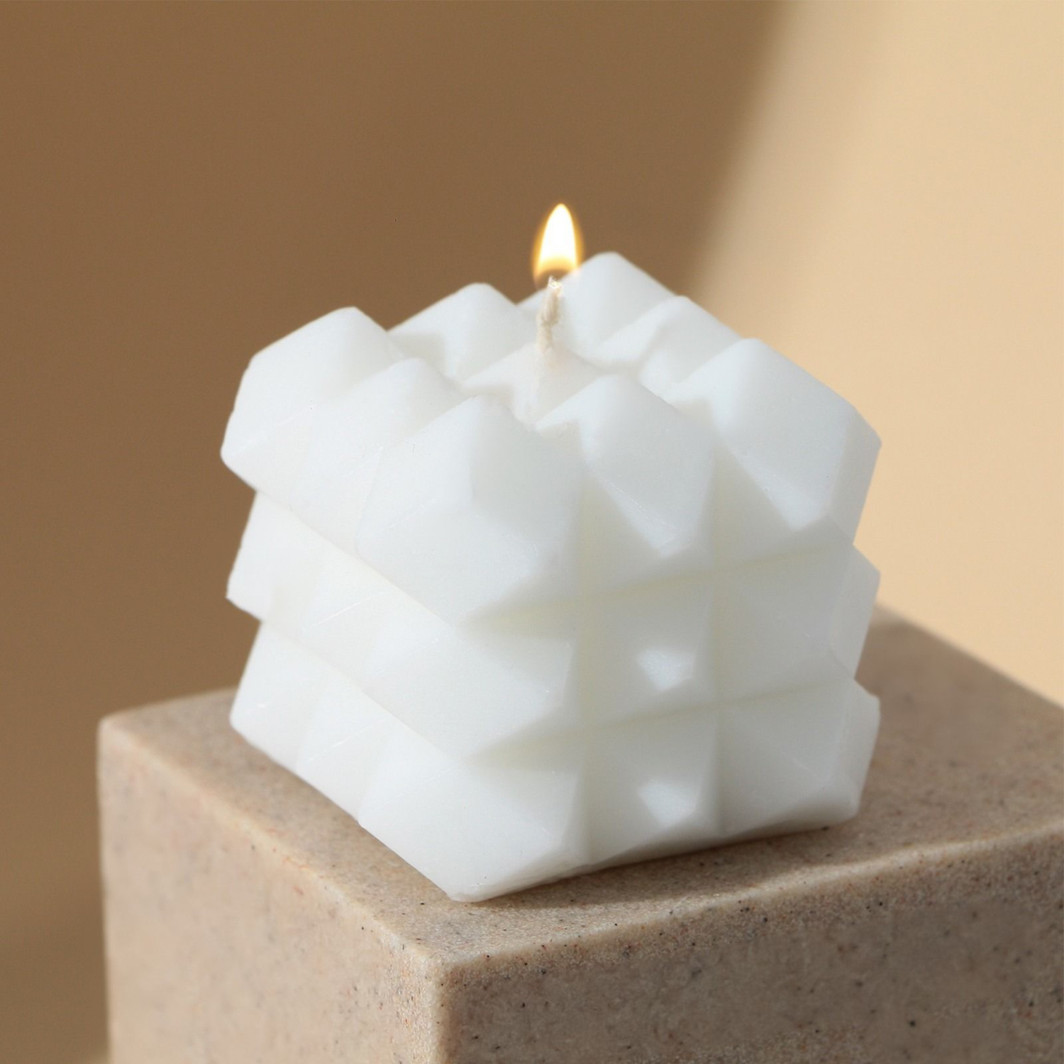 Свеча "Геометрия", белая, 5 х 5.5 см 9101376 Свеча "Геометрия", белая, 5 х 5.5 см 9101376