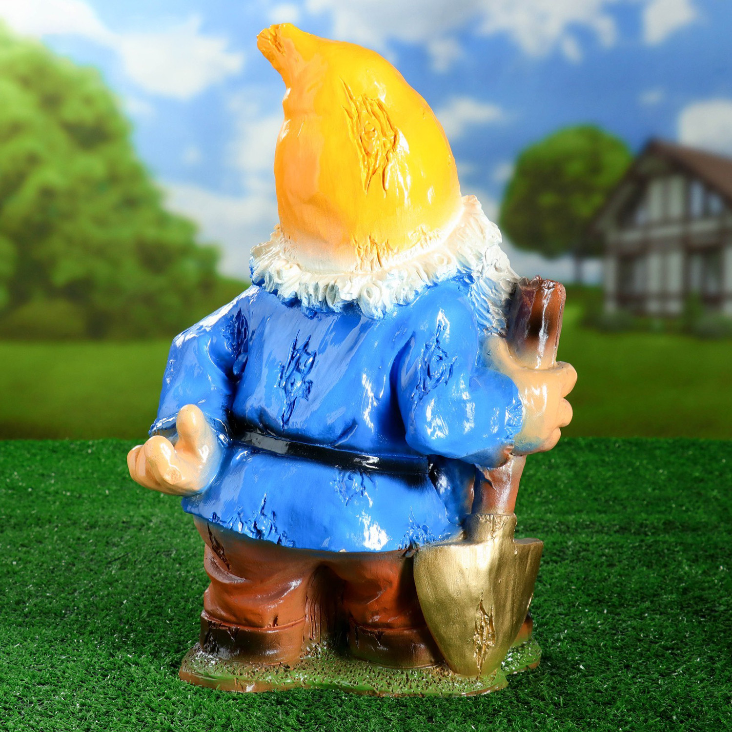 Садовая фигура "Гном Красавчик с лопатой" 40х21см  4412611