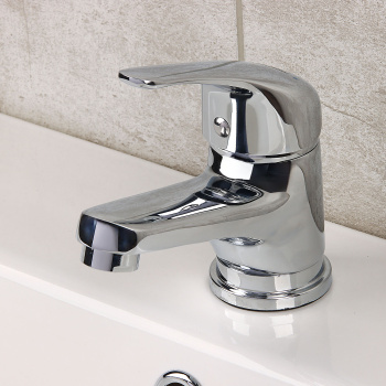 Перчатки латексные одноразовые опудренные S (малый) 100шт в коробке OPD050S "А.Д.М."*1/10